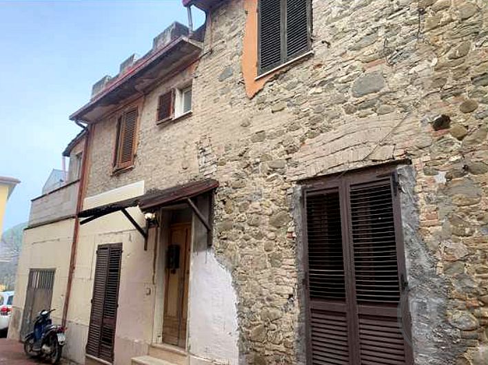 Appartamento all’asta a Bastia Umbra, Frazione Costano, Via Santa Lucia – 4 locali