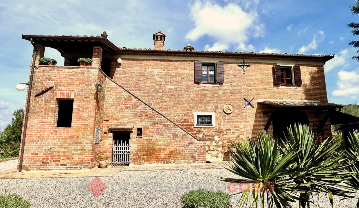 RUSTICO - CASALE VENDITA CASTIGLIONE DEL LAGO