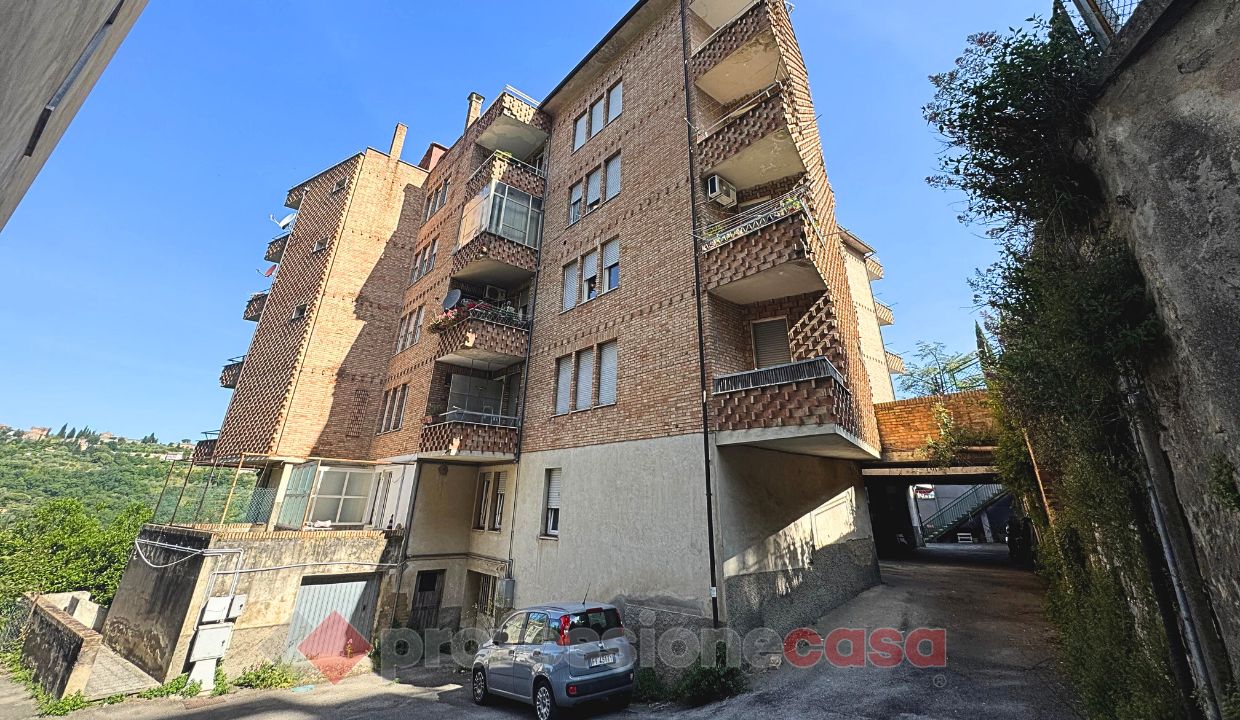 TRILOCALE VENDITA PERUGIA