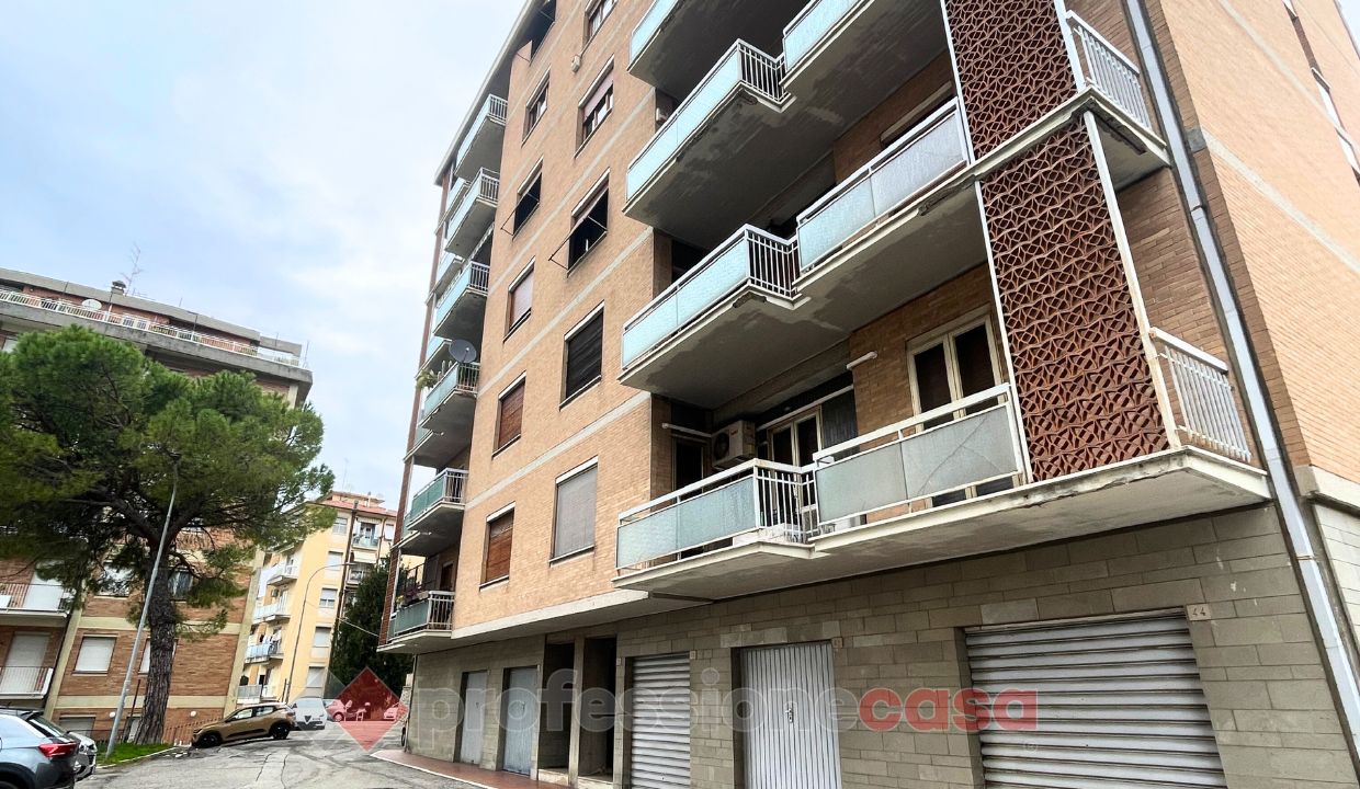 QUADRILOCALE VENDITA PERUGIA