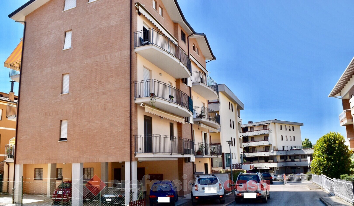 TRILOCALE VENDITA PERUGIA