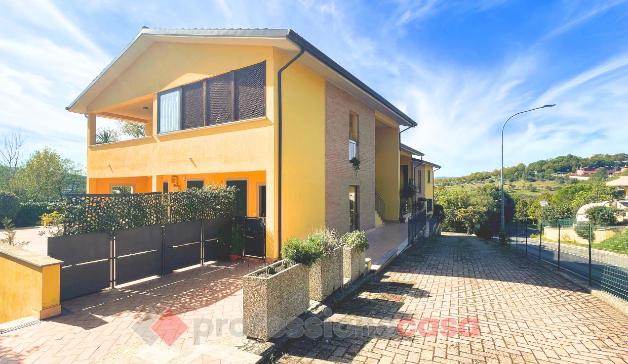 TRILOCALE VENDITA CORCIANO