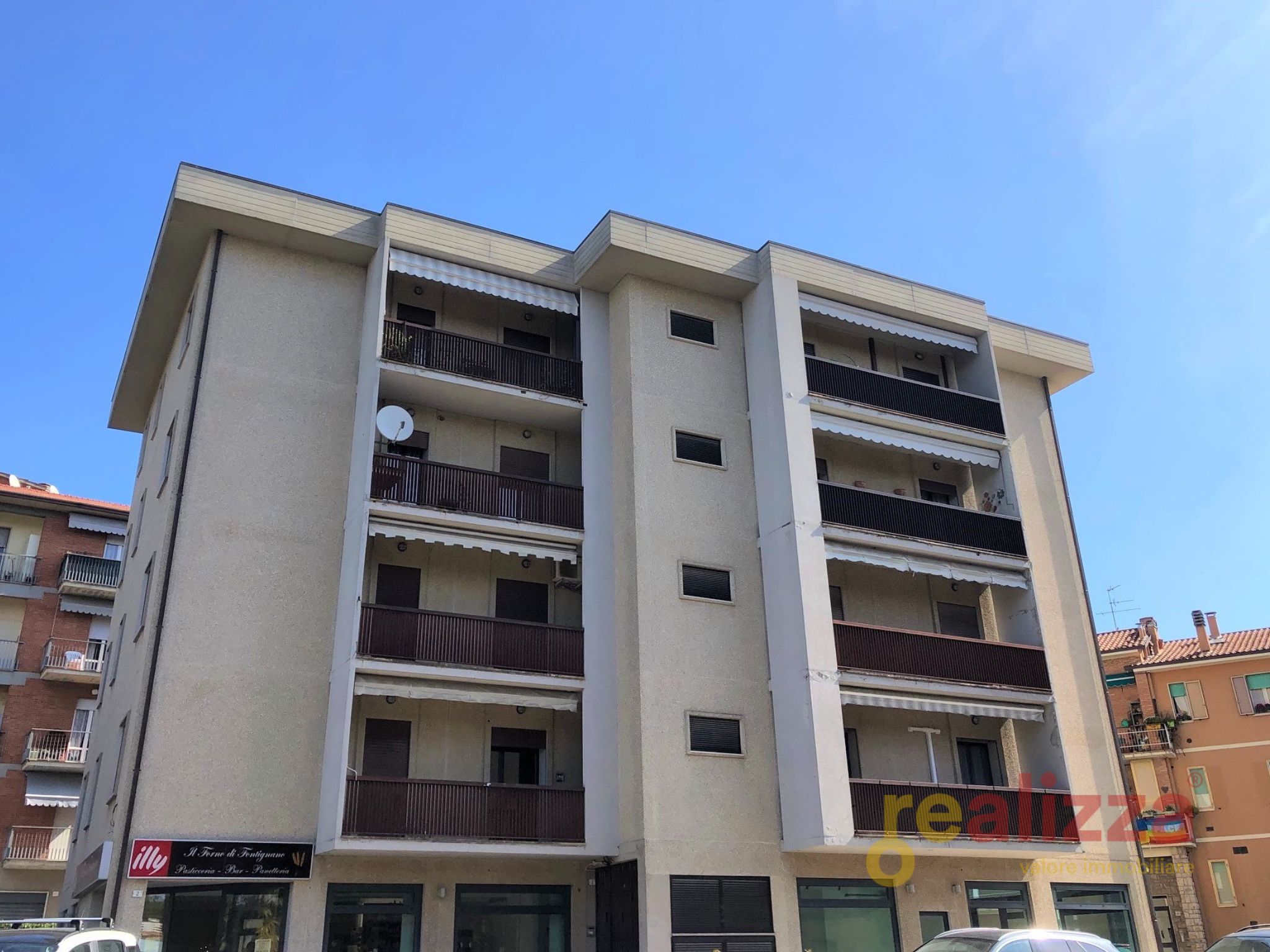 4 O PIÙ LOCALI VENDITA PERUGIA 	SAN SISTO	