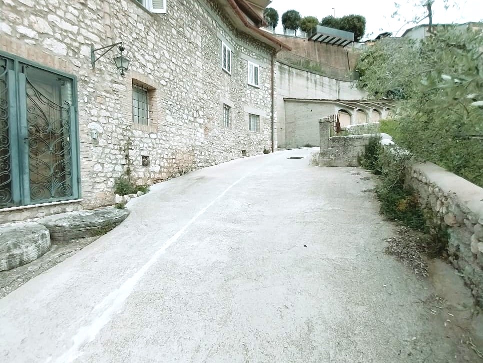 TERRENO EDIFICABILE VENDITA MONTEFRANCO