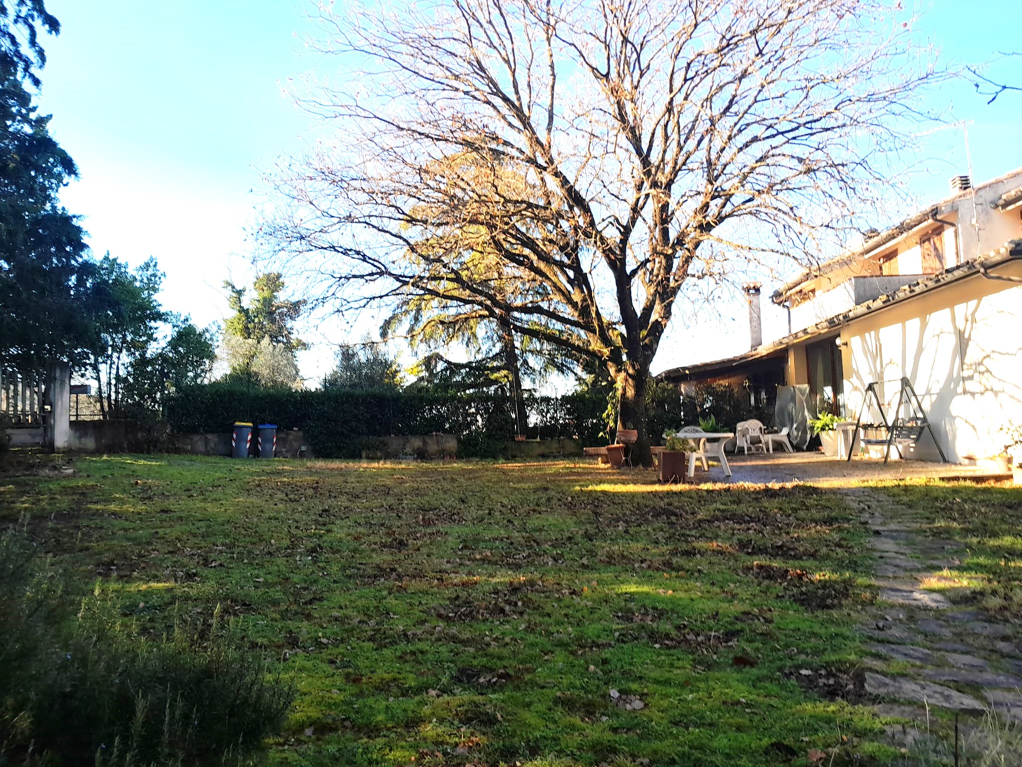 VILLA PORZIONE VENDITA TERNI