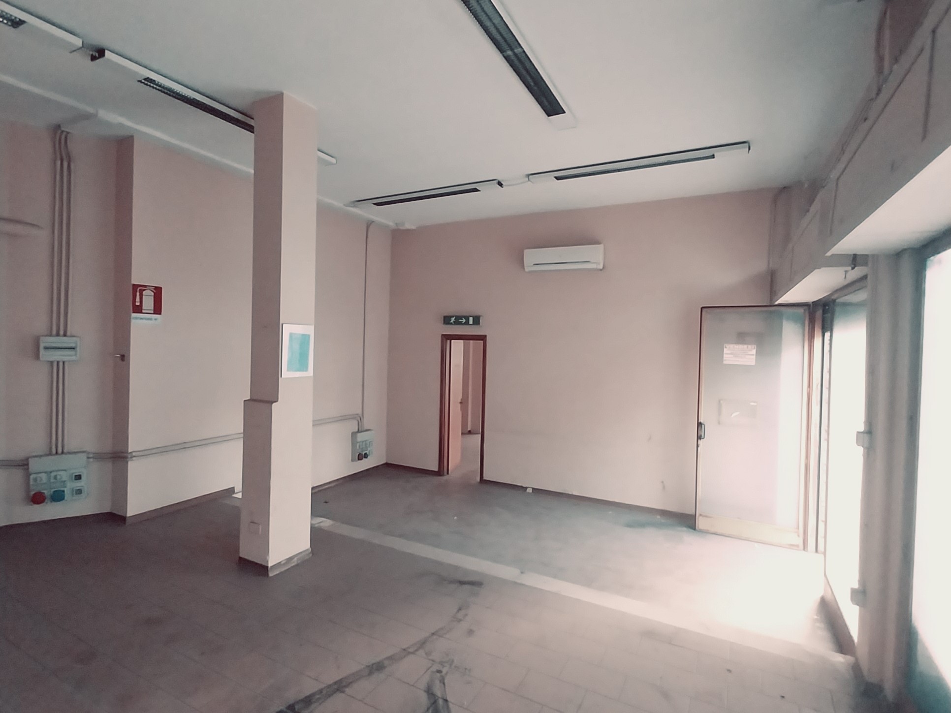 NEGOZIO AFFITTO TERNI