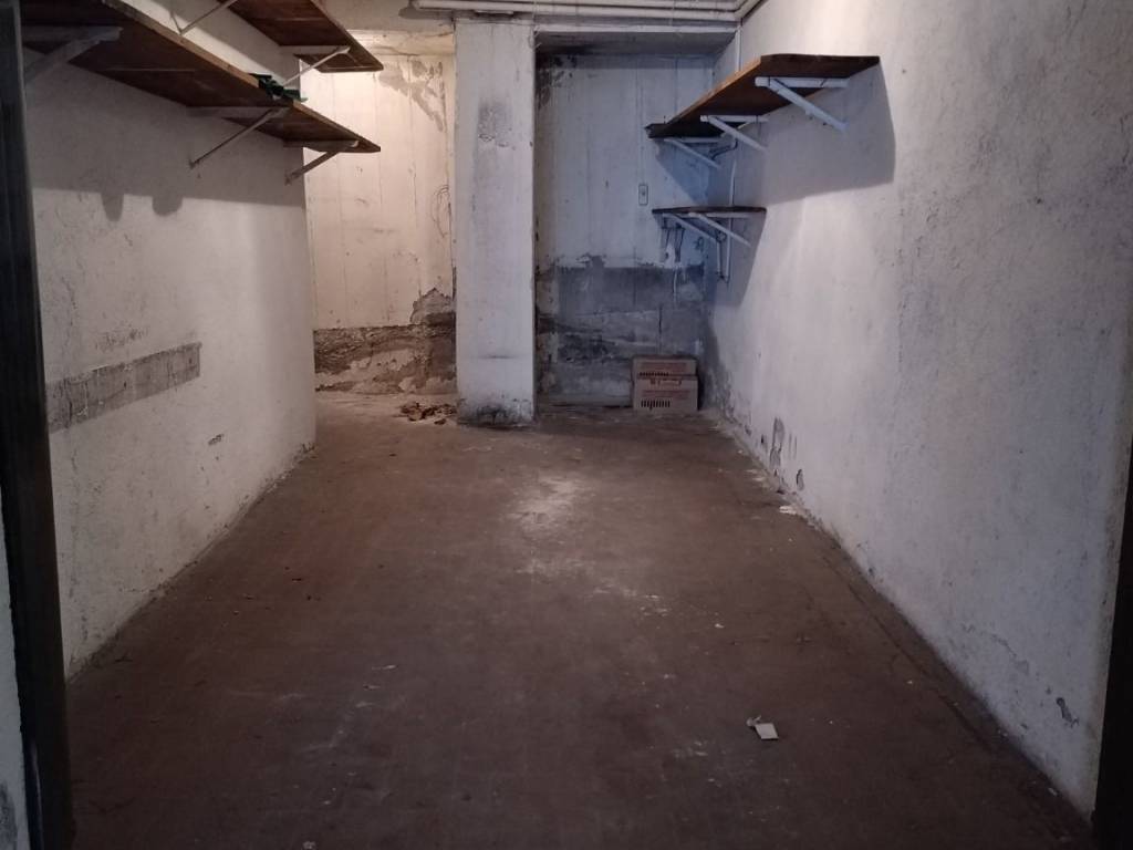 BOX - GARAGE VENDITA PERUGIA 	ELCE	
