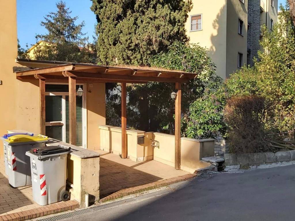 CAPANNONE VENDITA PERUGIA ZONA FILOSOFI