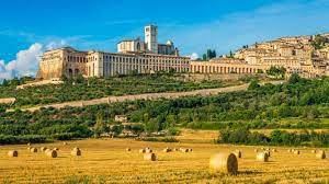 NEGOZIO VENDITA ASSISI CENTRO STORICO