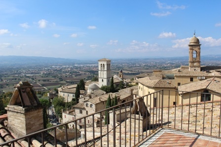 ATTICO VENDITA ASSISI CENTRO STORICO