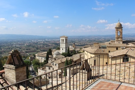 ATTICO VENDITA ASSISI CENTRO STORICO