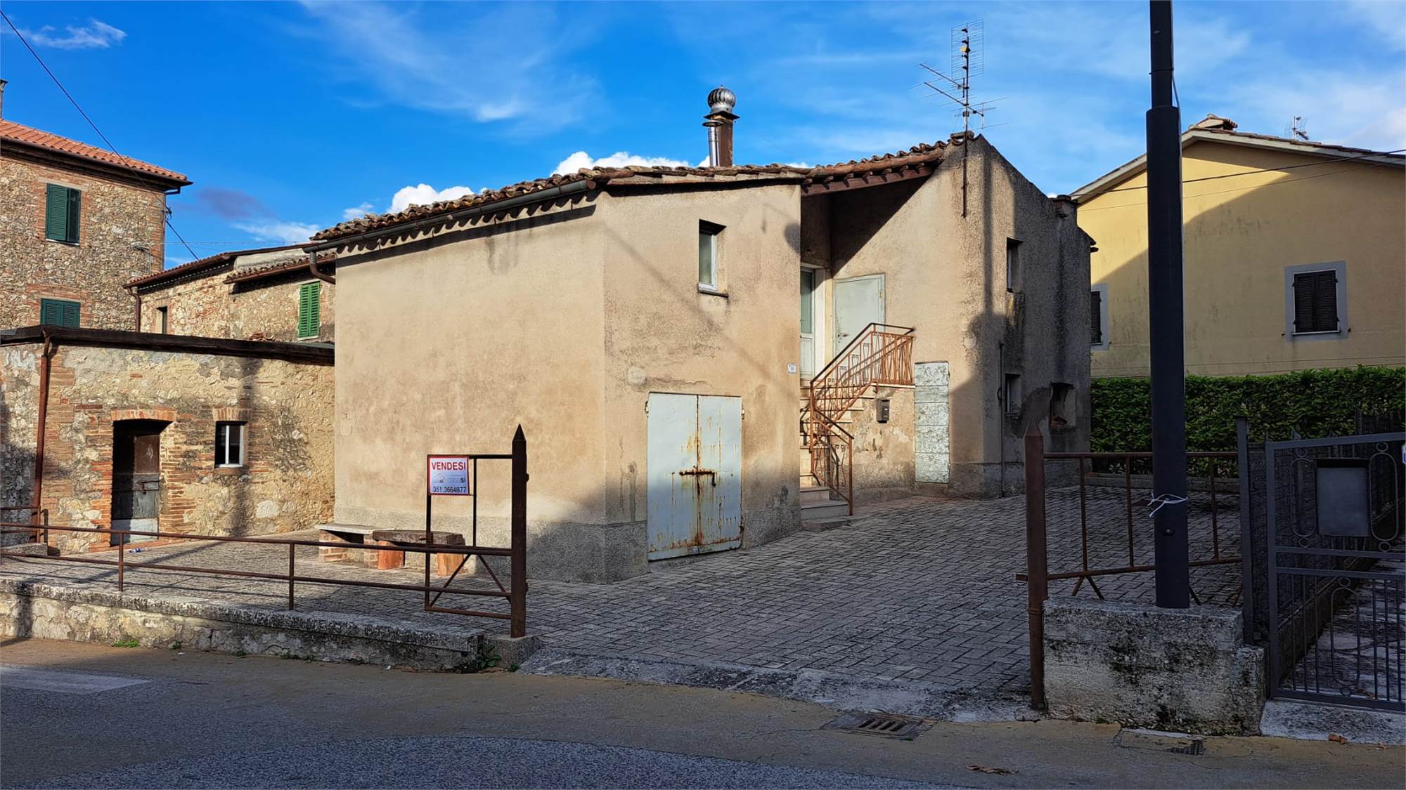 CASA INDIPENDENTE VENDITA AVIGLIANO UMBRO