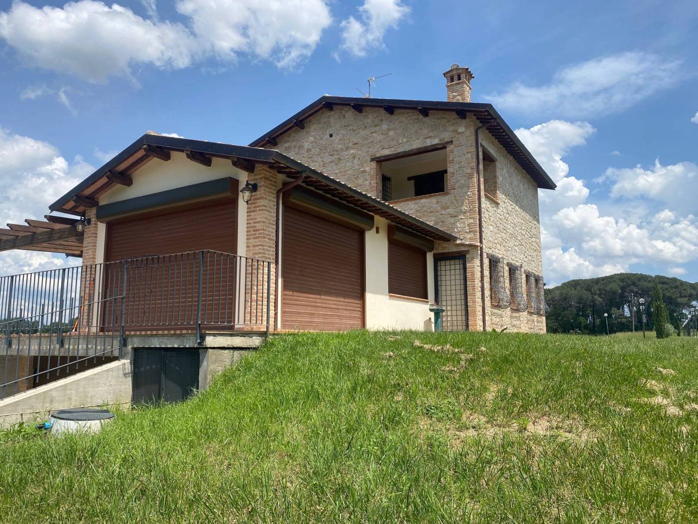 RUSTICO - CASALE VENDITA PERUGIA 	CASTEL DEL PIANO 	