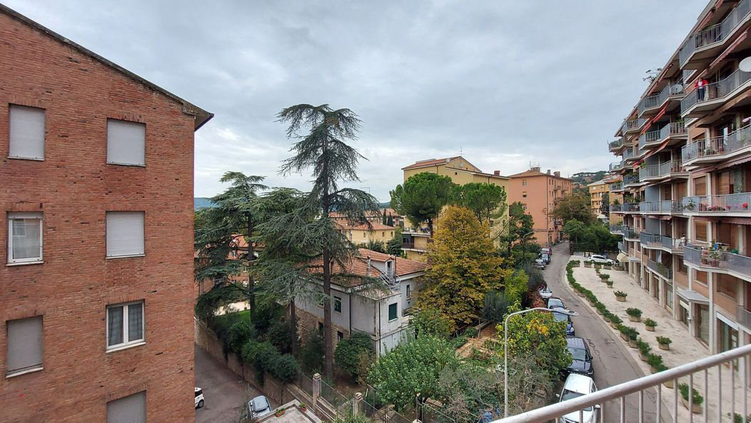 APPARTAMENTO VENDITA PERUGIA 	SEMICENTRO	