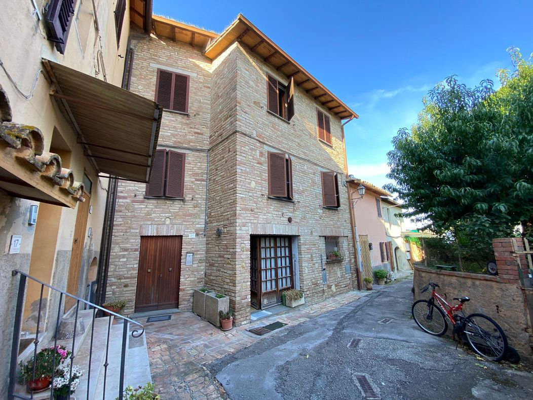 CIELO - TERRA VENDITA PERUGIA SAN FORTUNATO
