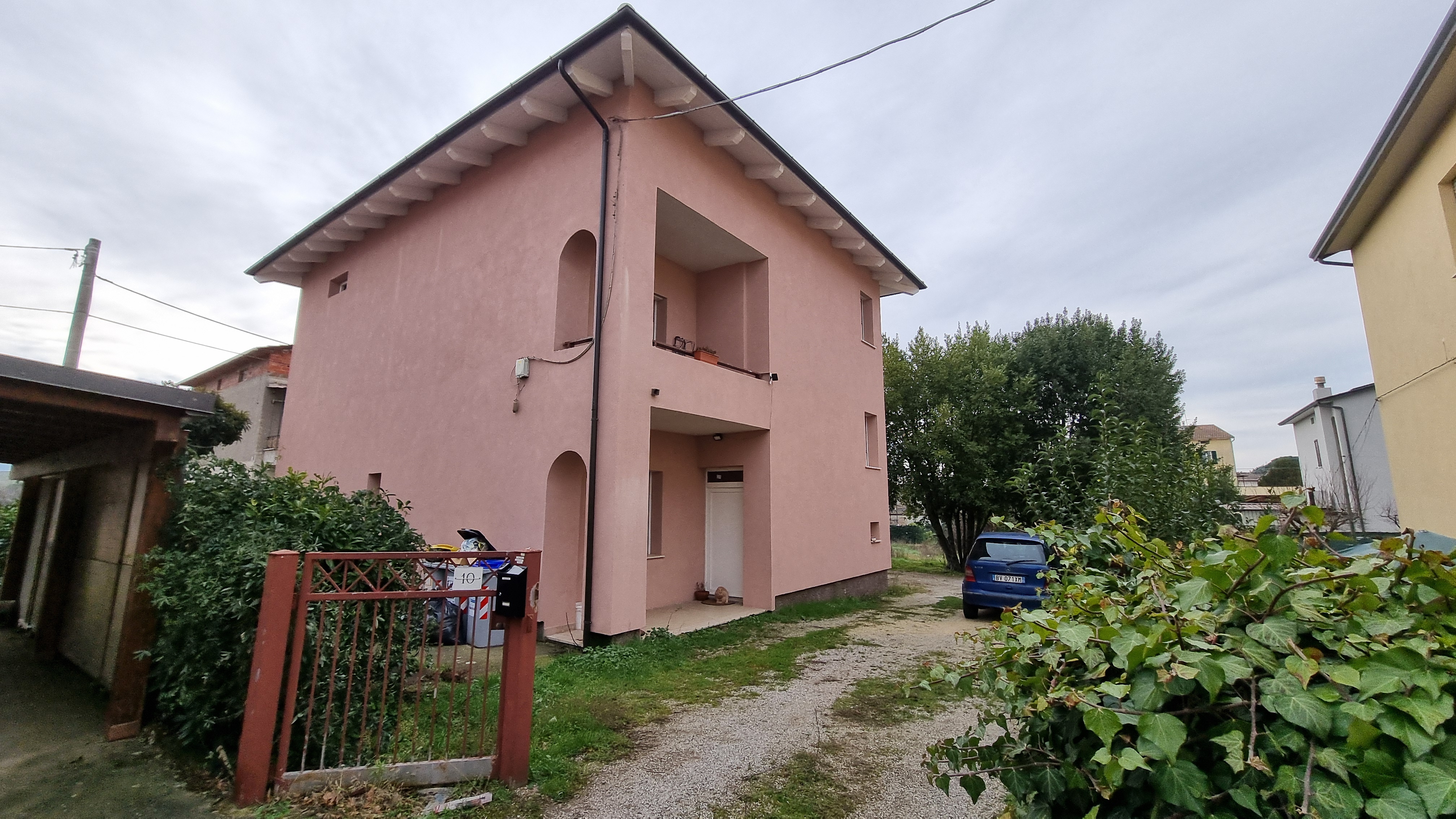 CASA INDIPENDENTE VENDITA PERUGIA COLOMBELLA