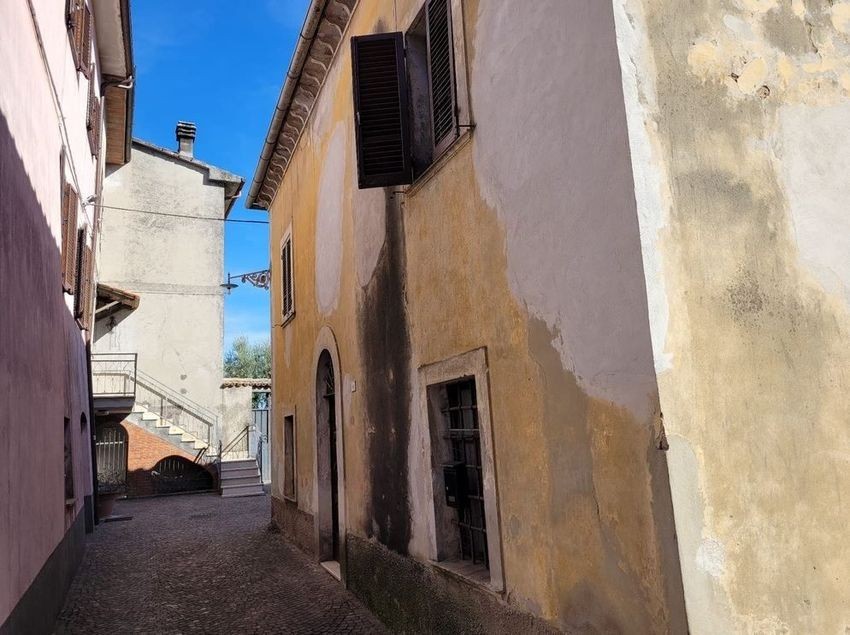 CASA INDIPENDENTE VENDITA NARNI