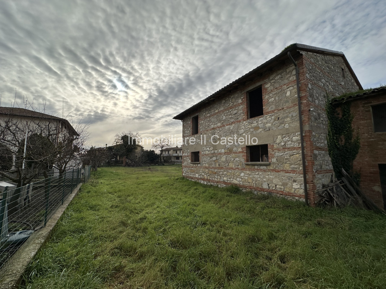 RUSTICO - CASALE VENDITA CASTIGLIONE DEL LAGO