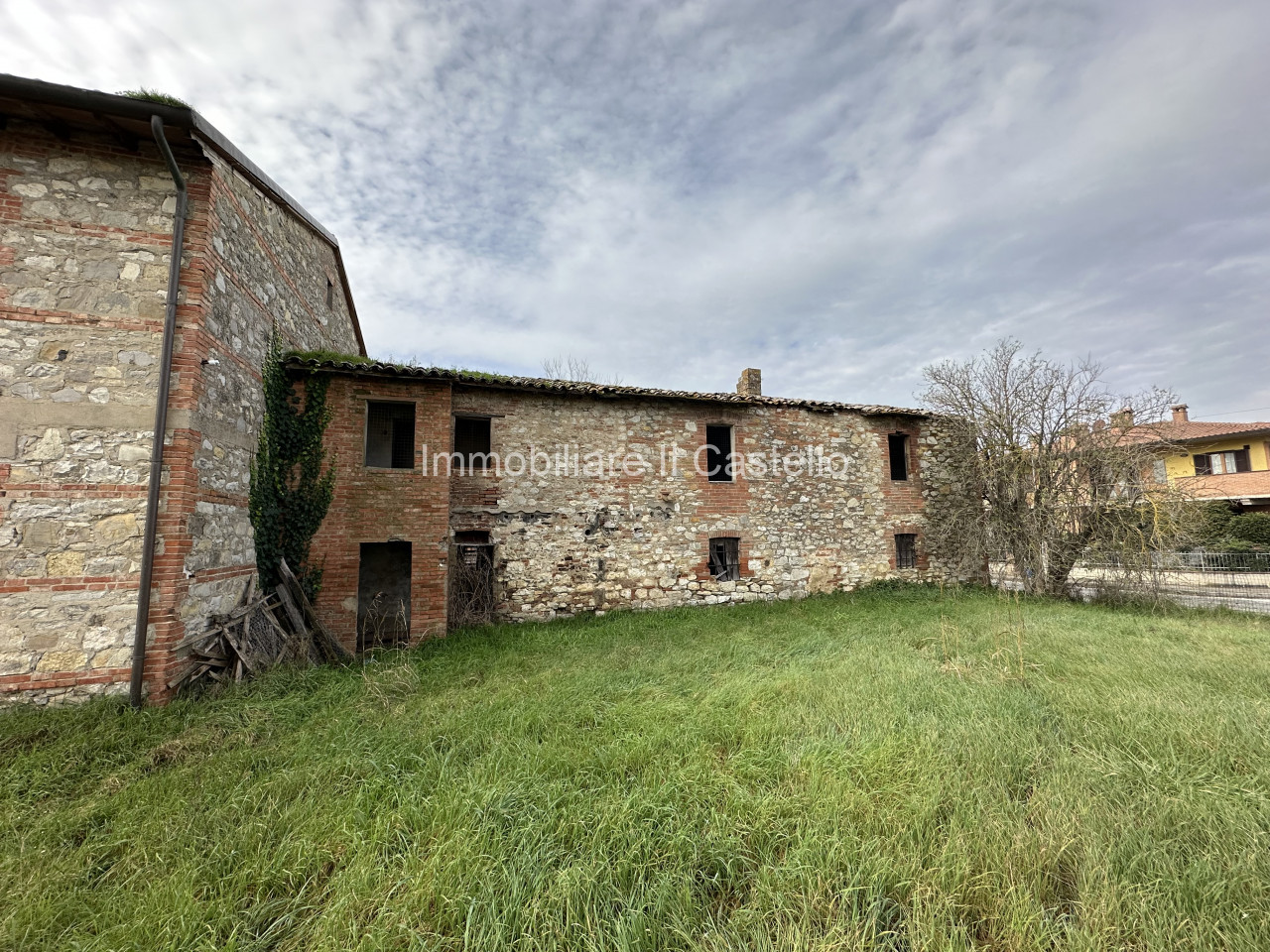RUSTICO - CASALE VENDITA CASTIGLIONE DEL LAGO