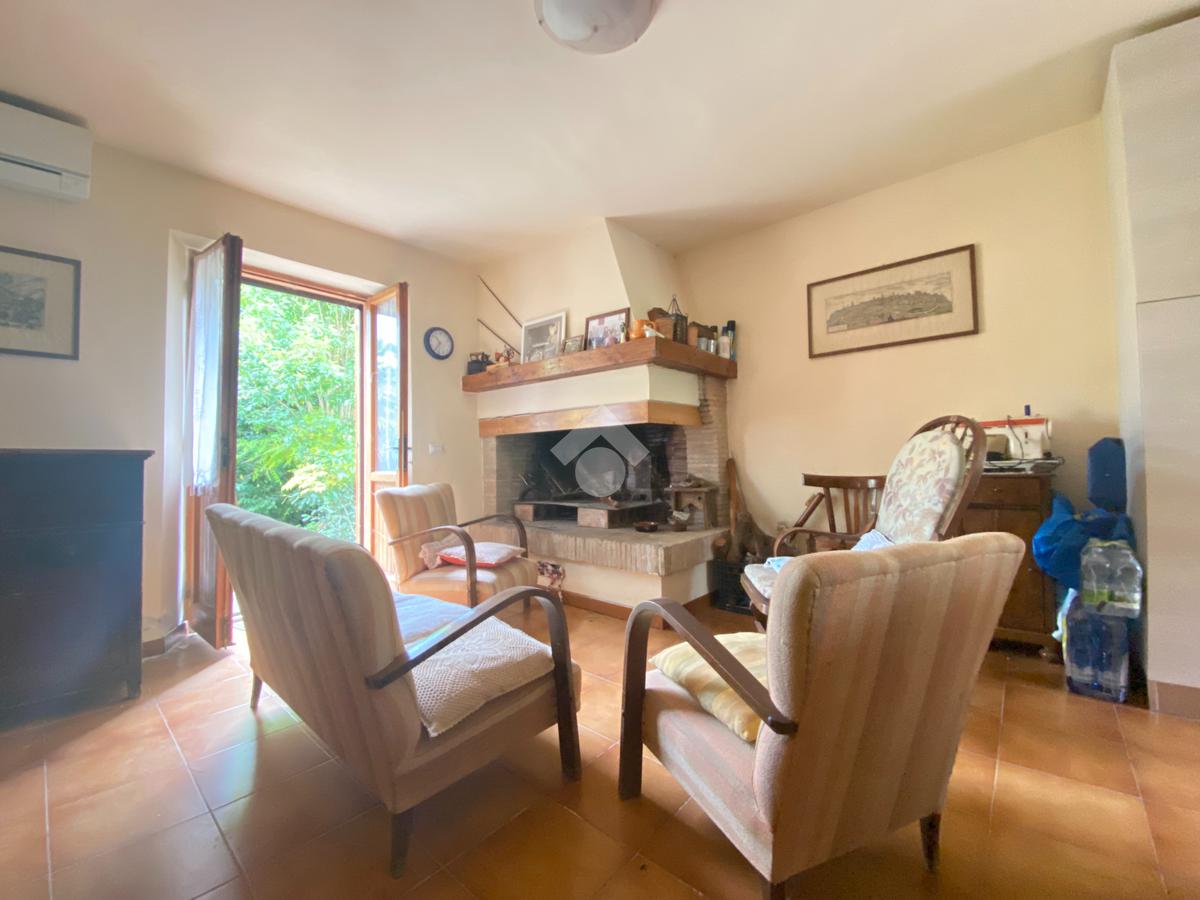 PORZIONE DI CASA VENDITA ACQUASPARTA