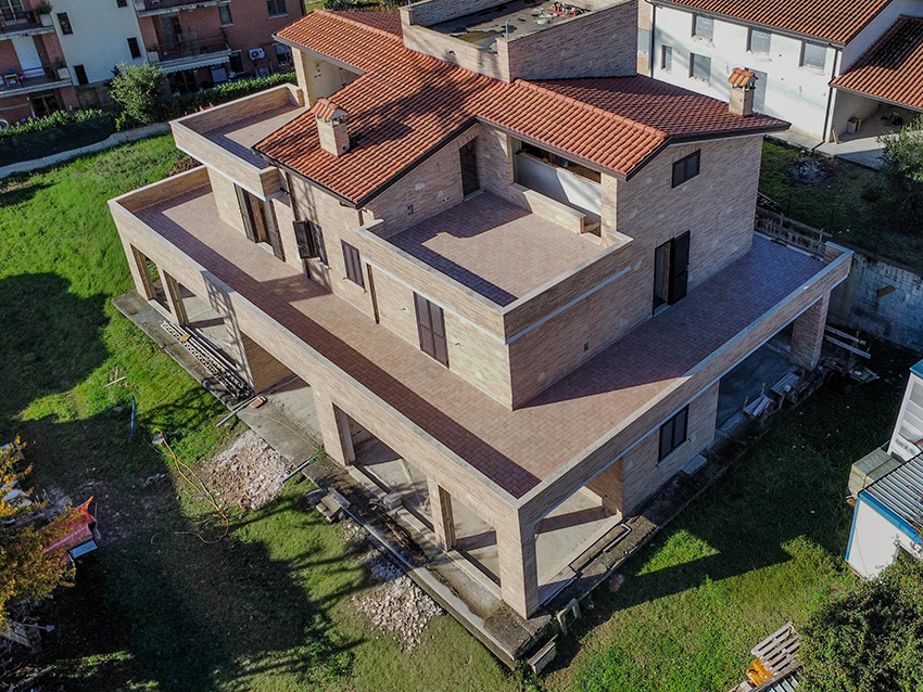 VILLA BIFAMILIARE VENDITA PERUGIA CASTEL DEL PIANO