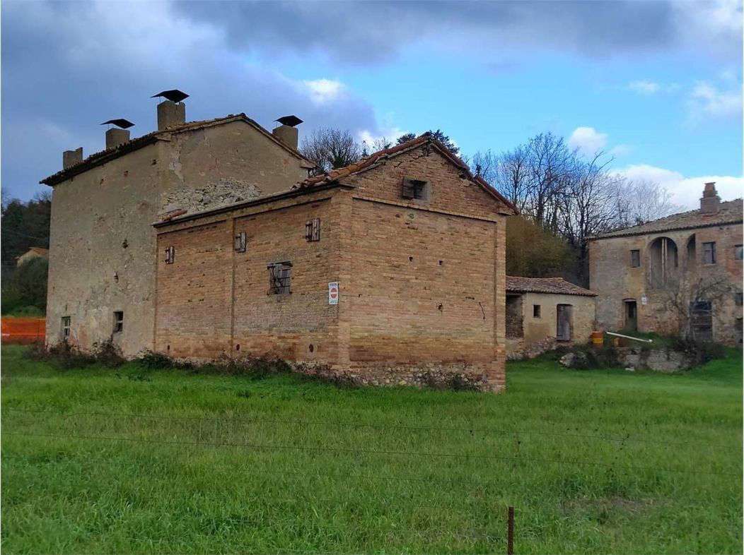 RUSTICO - CASALE VENDITA CITTÀ DI CASTELLO