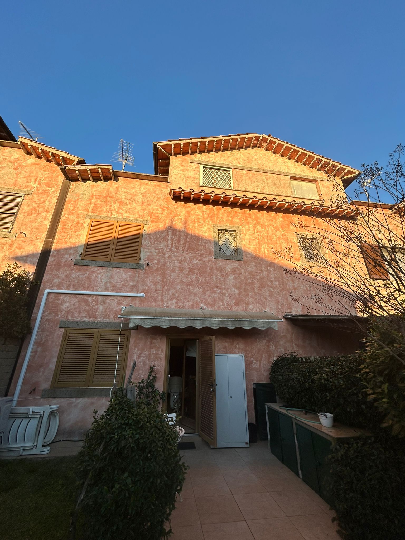 CIELO - TERRA VENDITA PASSIGNANO SUL TRASIMENO