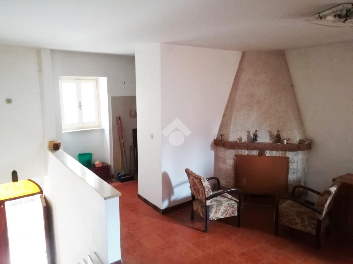 APPARTAMENTO VENDITA MONTECASTRILLI CASTELTODINO