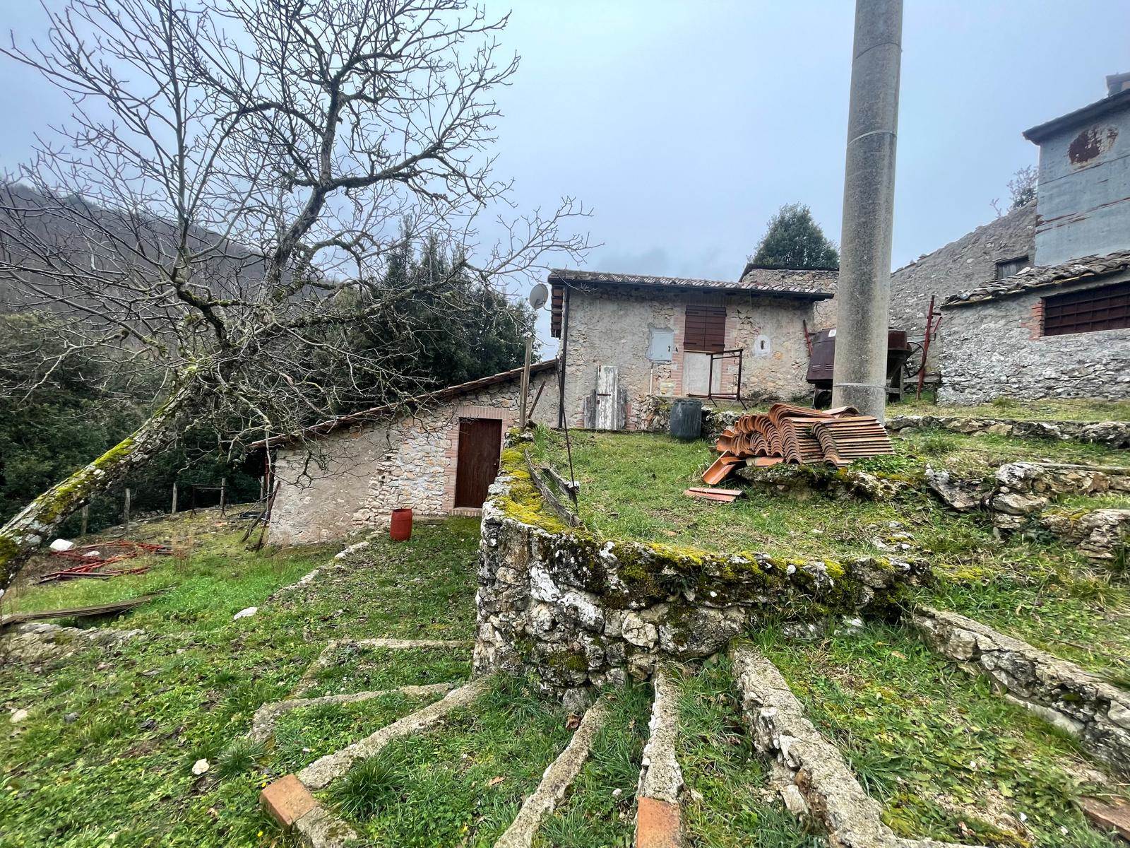 CASA INDIPENDENTE VENDITA STRONCONE