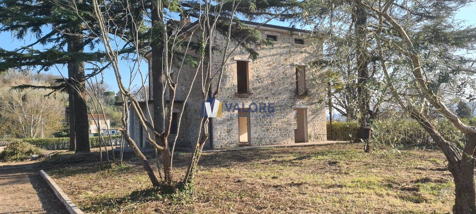 VILLA VENDITA COLLAZZONE ACQUASANTA