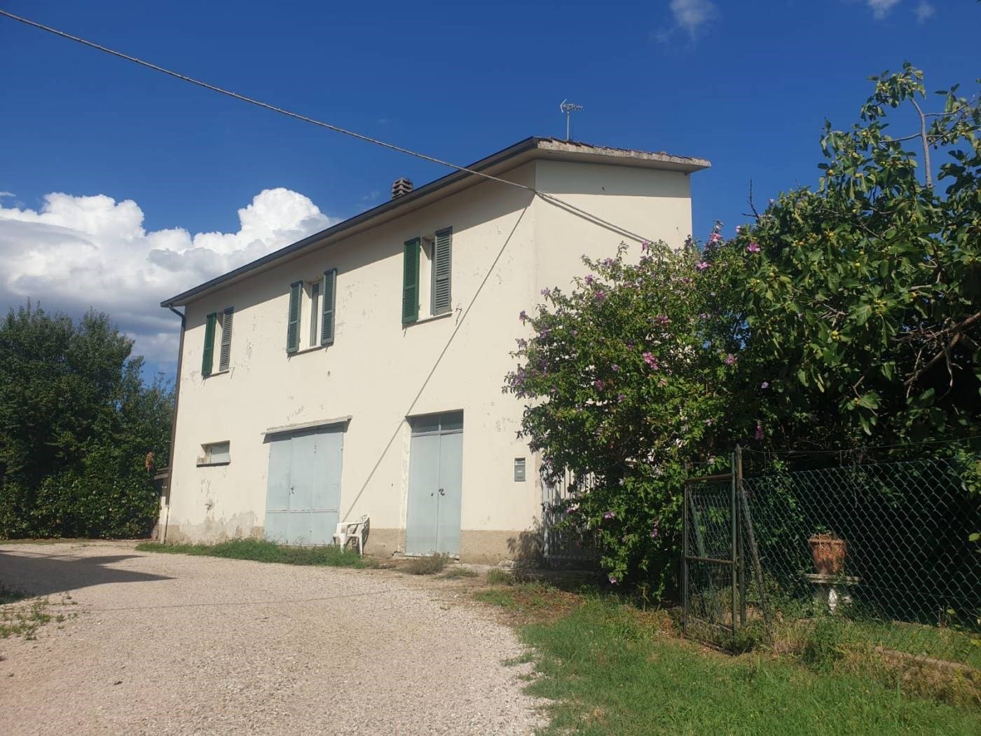 CASA INDIPENDENTE VENDITA PERUGIA COLLESTRADA