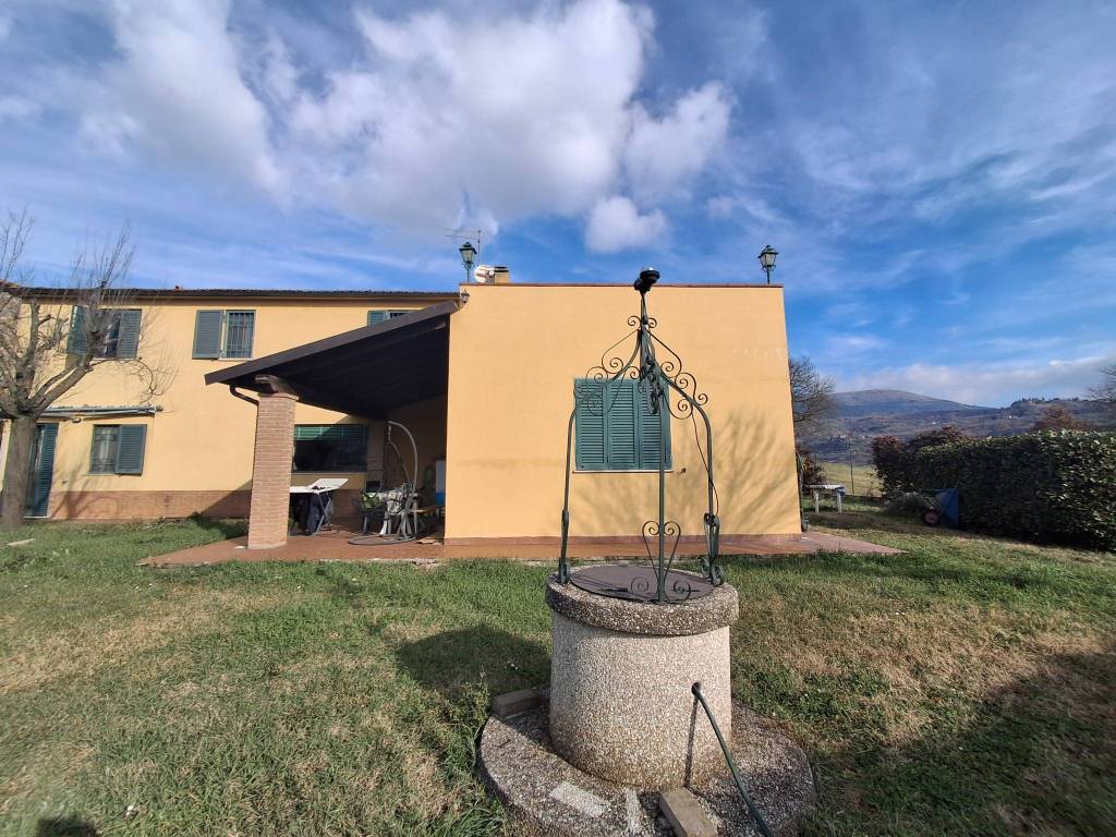 VILLA VENDITA PERUGIA COLLE UMBERTO