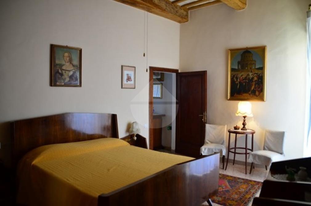 PALAZZO VENDITA CORCIANO