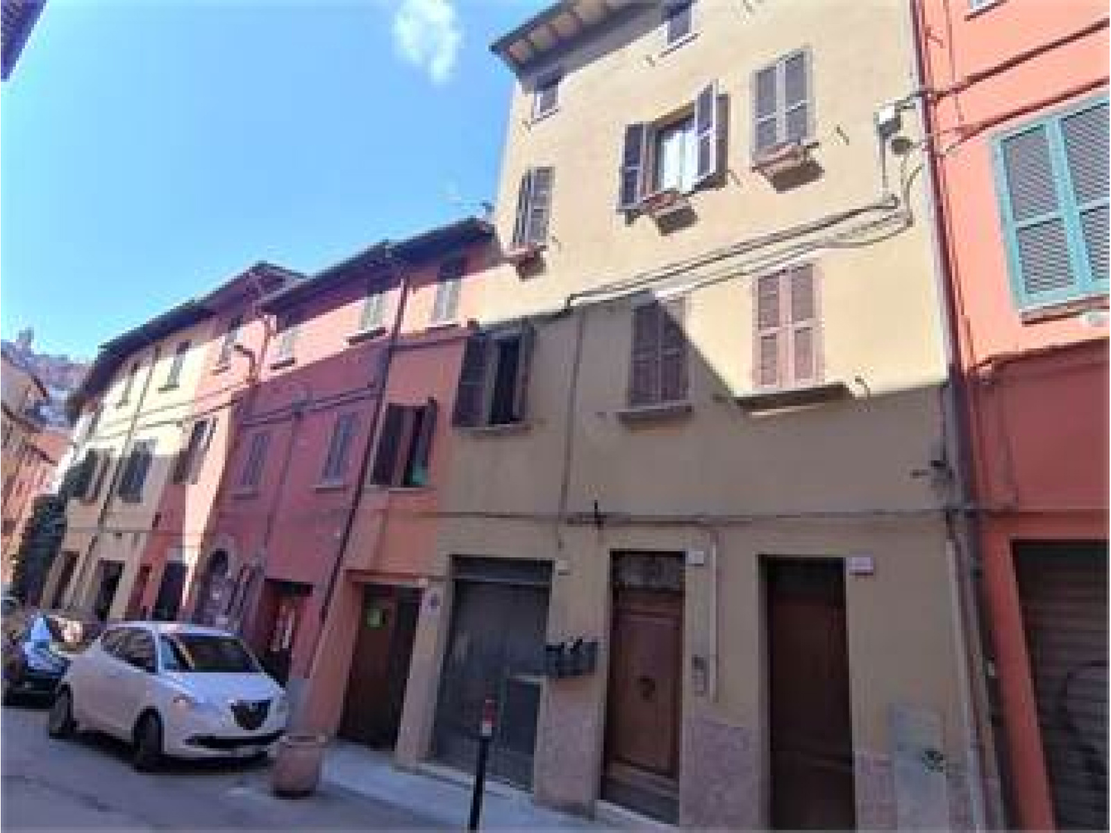 CIELO - TERRA VENDITA PERUGIA CENTRO STORICO