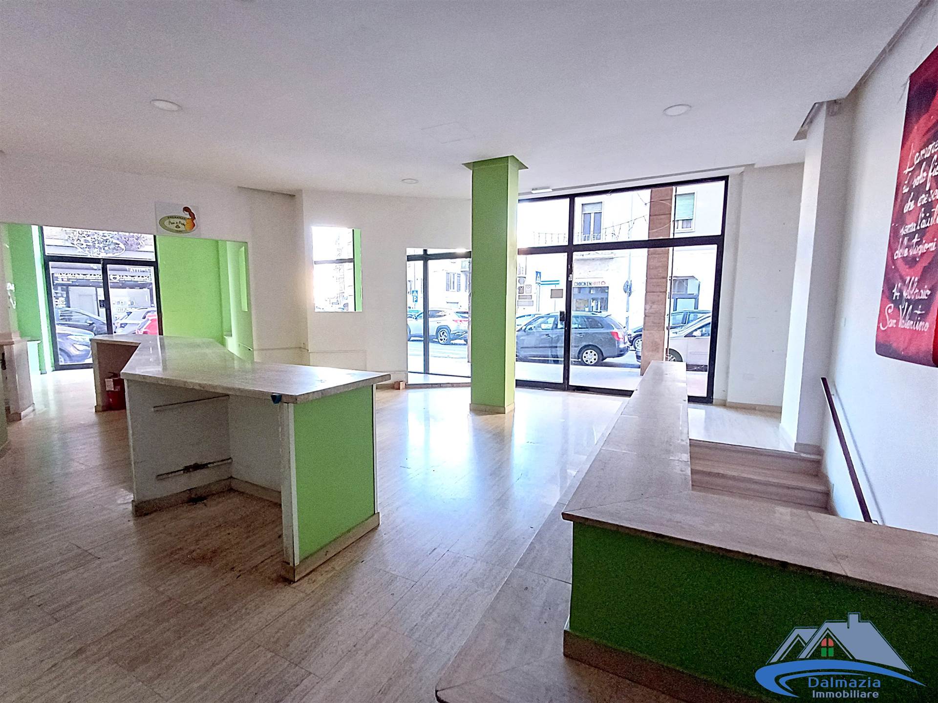 NEGOZIO AFFITTO TERNI CENTRO STORICO