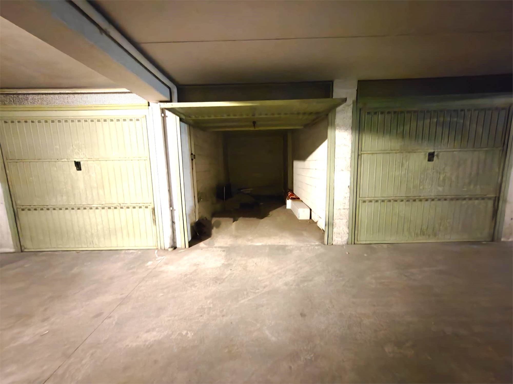 BOX - GARAGE VENDITA TERNI PIAZZA DALMAZIA
