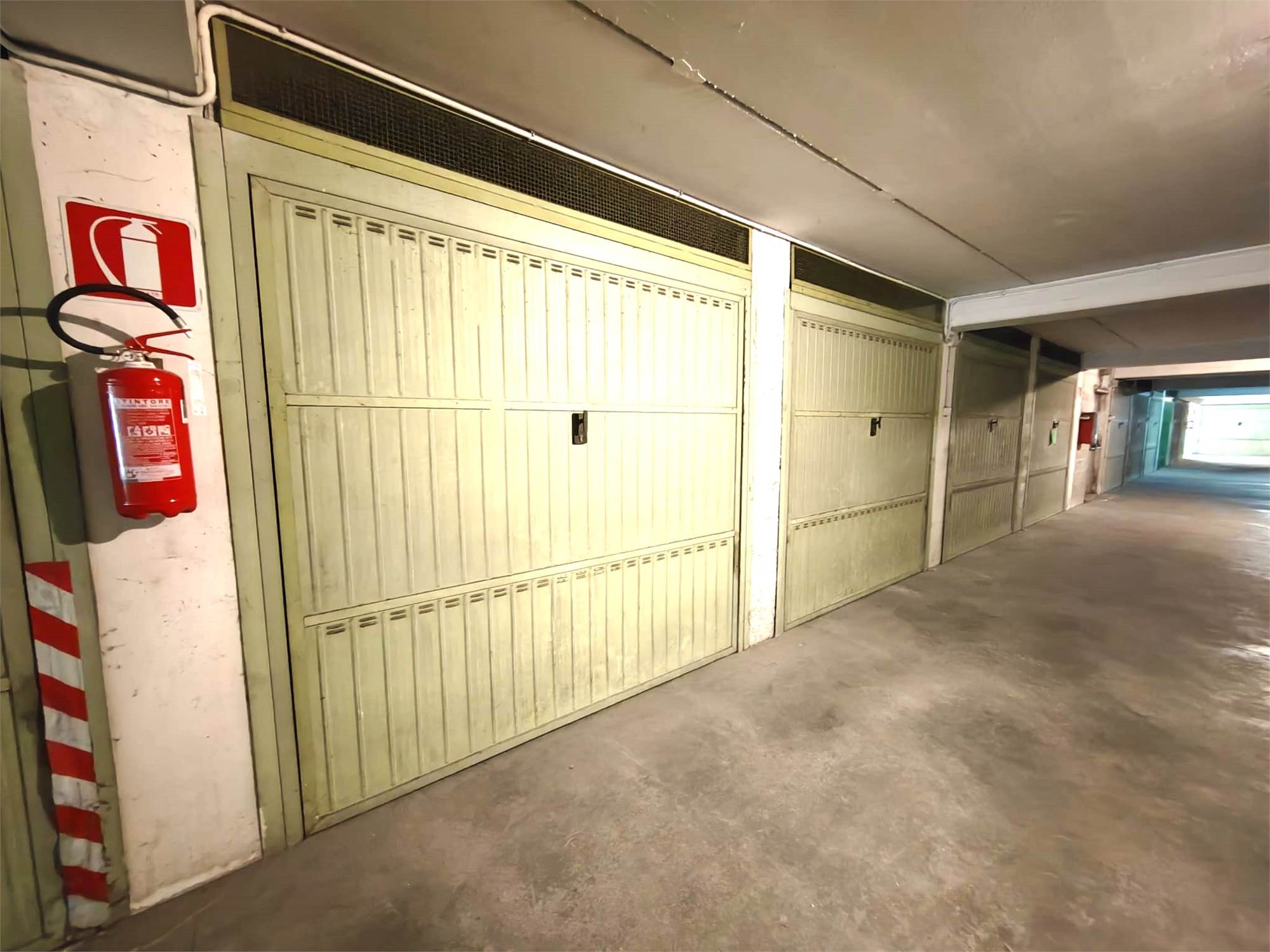 BOX - GARAGE VENDITA TERNI PIAZZA DALMAZIA