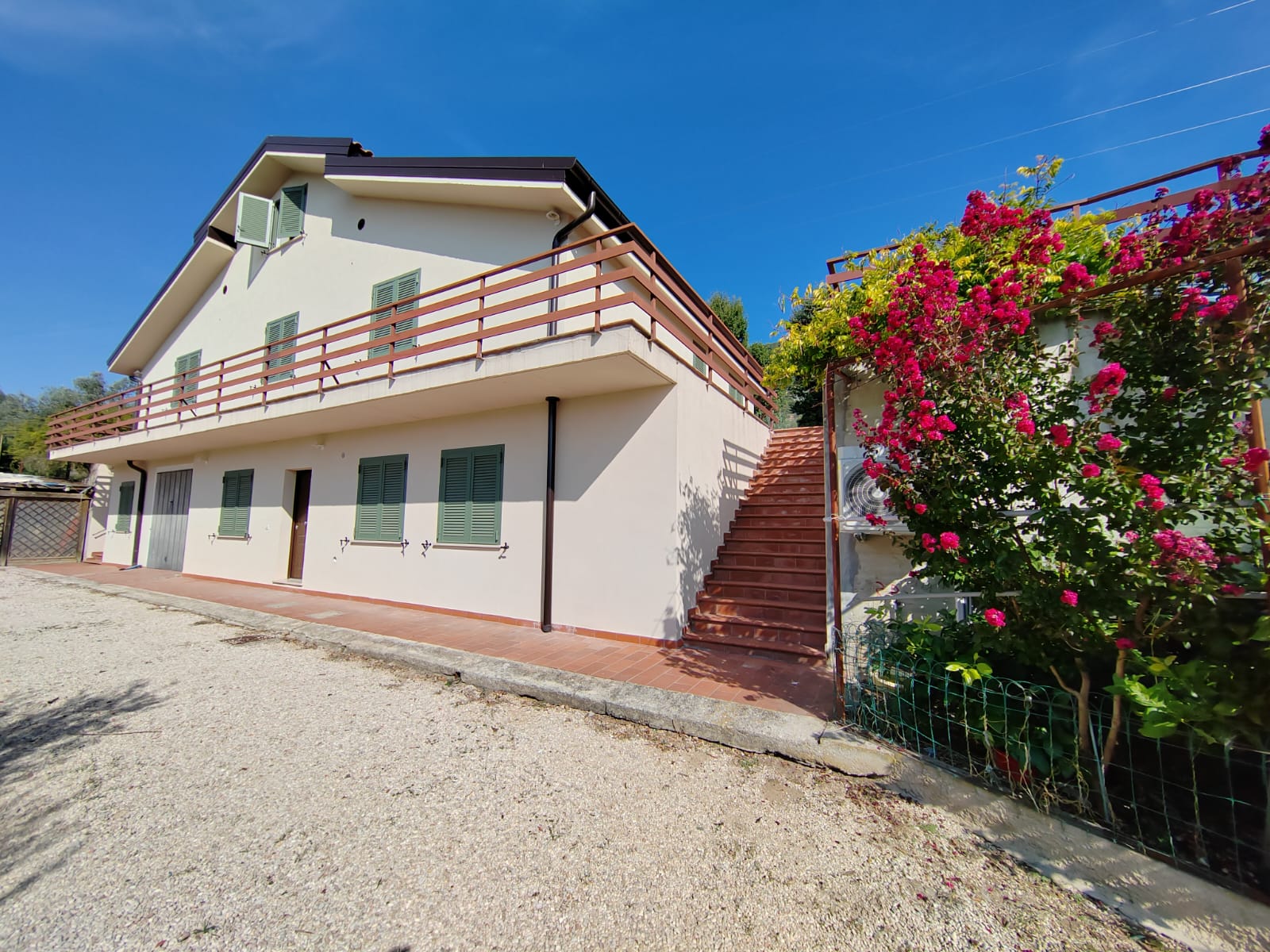 VILLA VENDITA TERNI 	PIEDIMONTE	