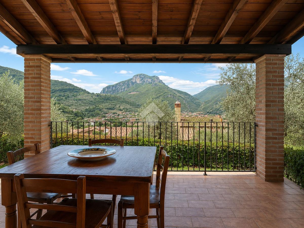 VILLA VENDITA FERENTILLO