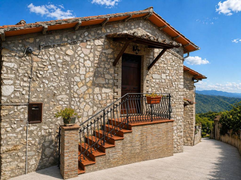 RUSTICO - CASALE VENDITA FERENTILLO