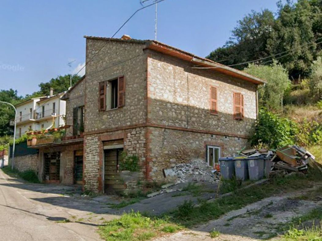 CASA INDIPENDENTE VENDITA PERUGIA FERRO DI CAVALLO