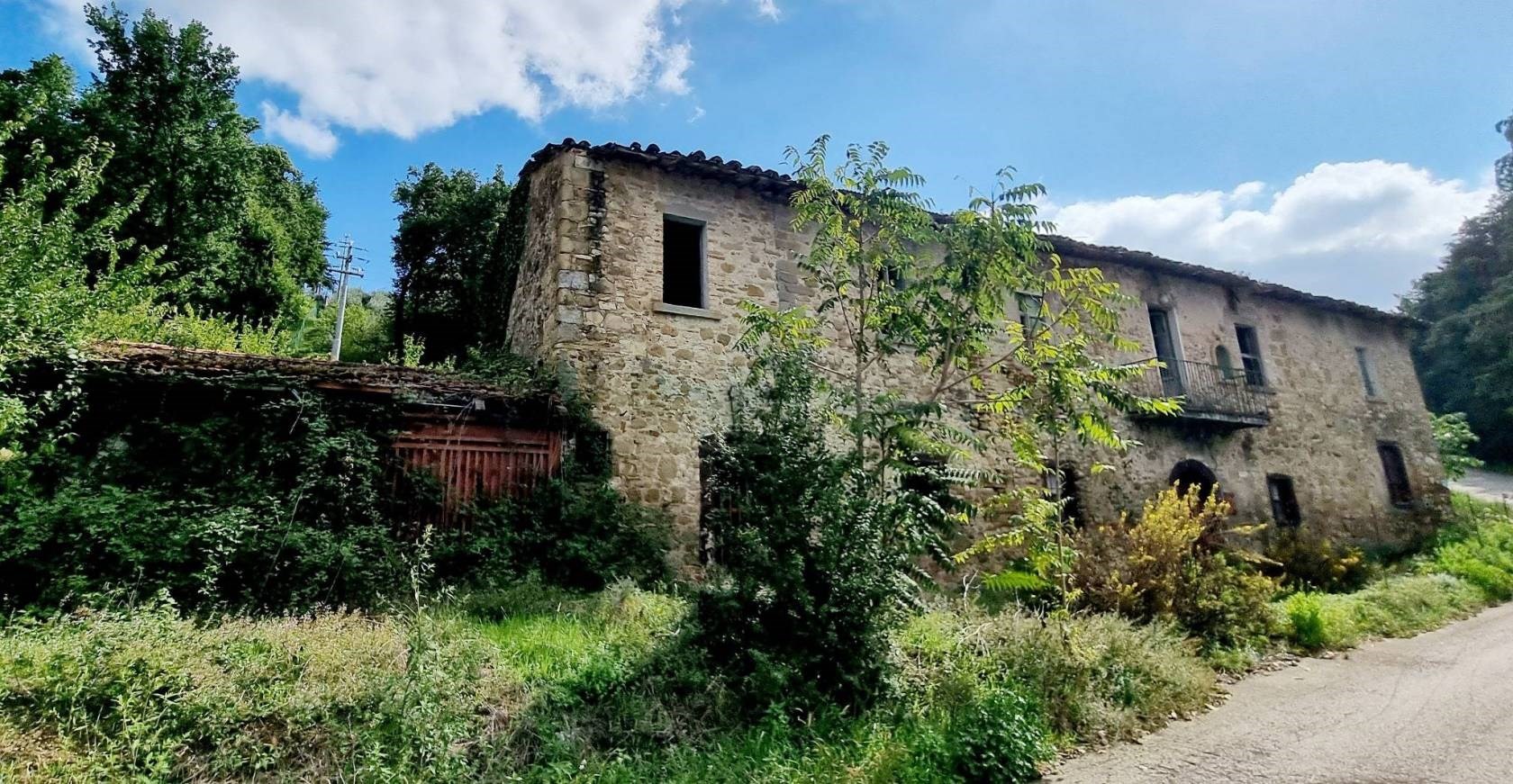 RUSTICO - CASALE VENDITA PERUGIA PONTE FELCINO
