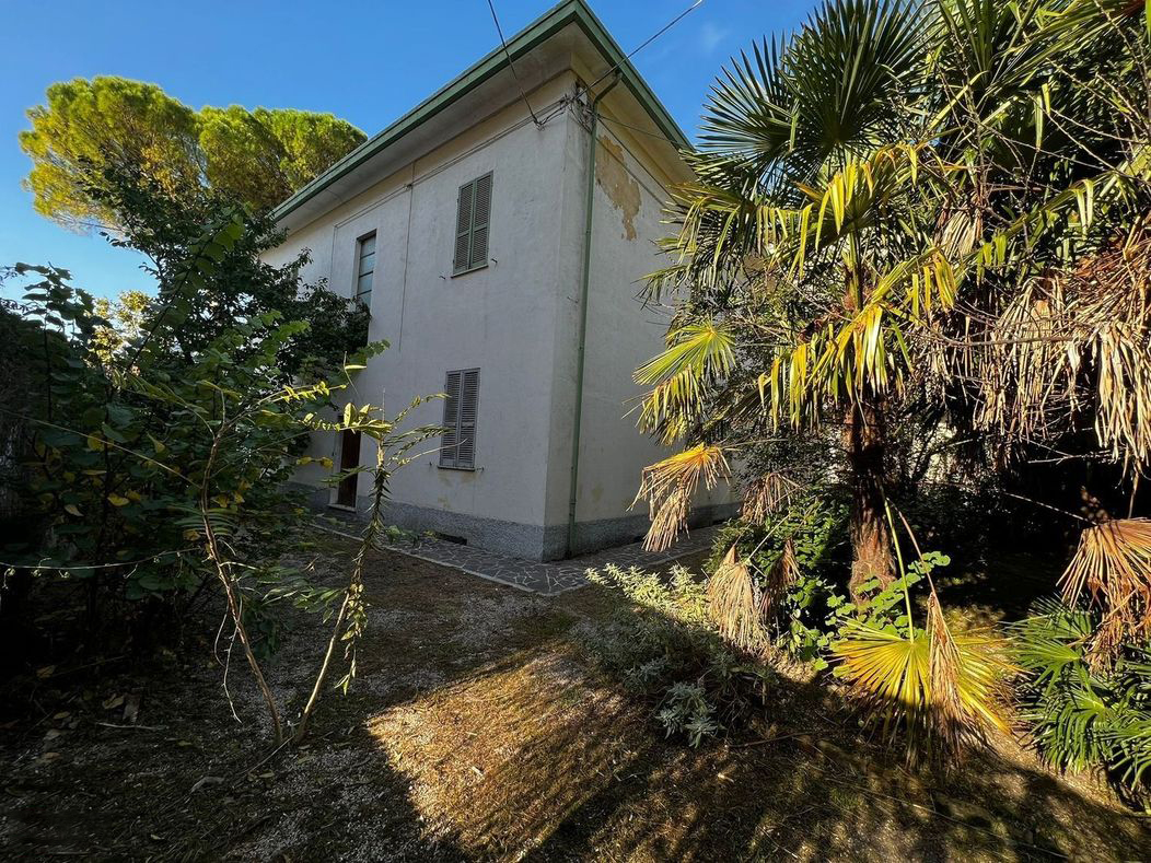 CASA INDIPENDENTE VENDITA FOLIGNO