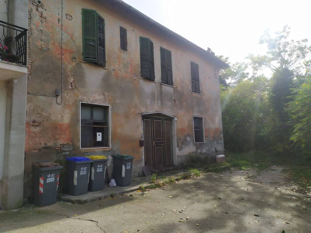 RUSTICO - CASALE VENDITA TERNI BORGO BOVIO