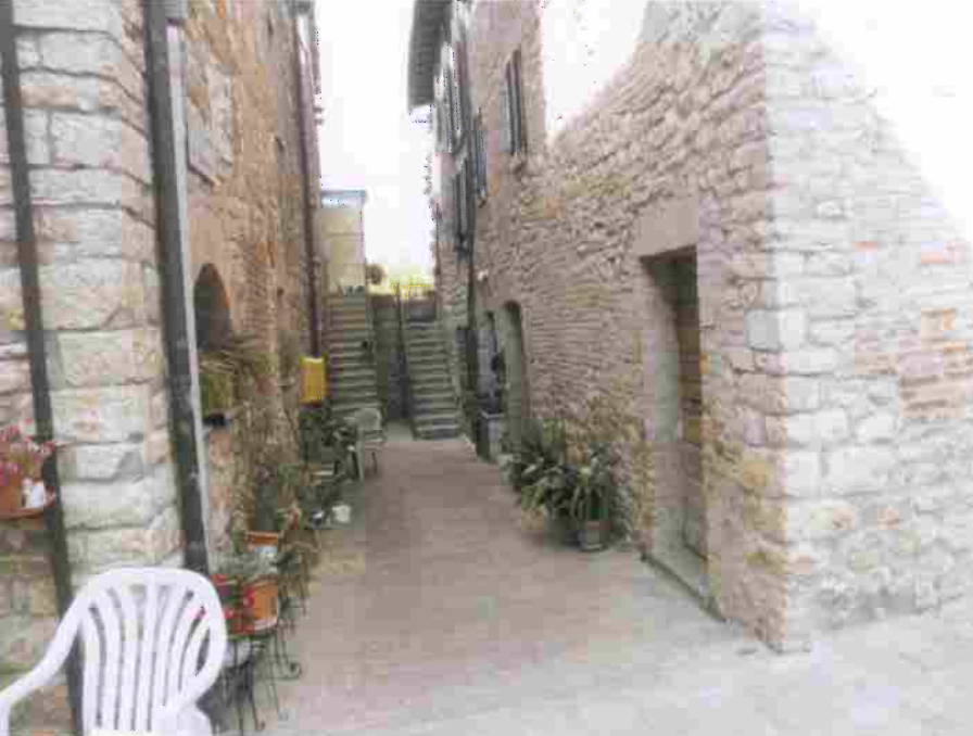 PORZIONE DI CASA VENDITA CORCIANO 	MANTIGNANA	