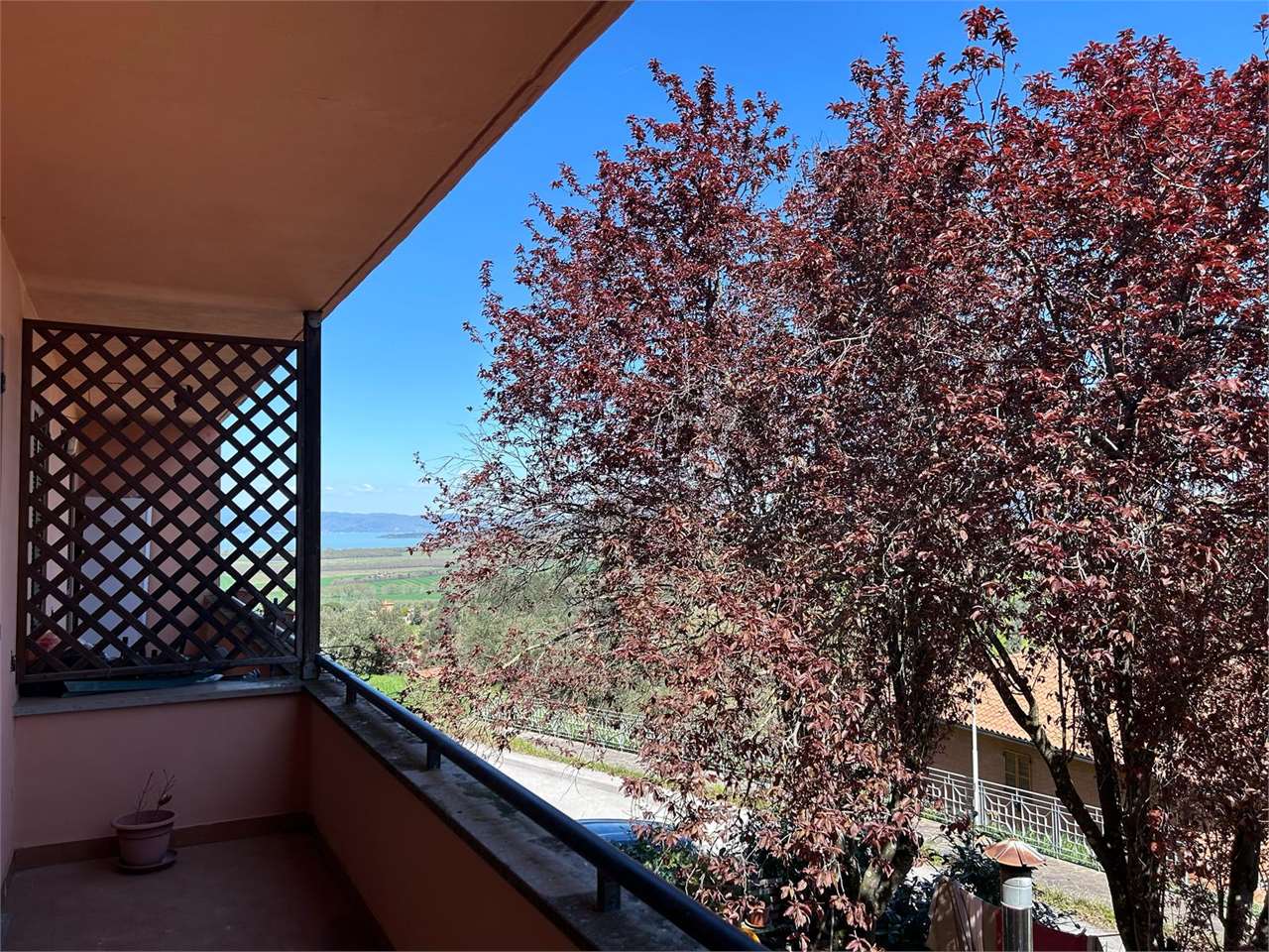 VILLA A SCHIERA VENDITA PANICALE