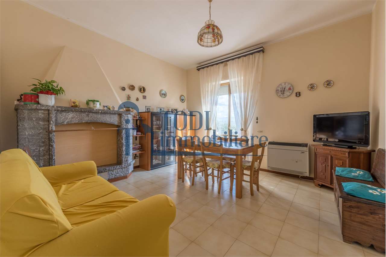 CASA INDIPENDENTE VENDITA TODI