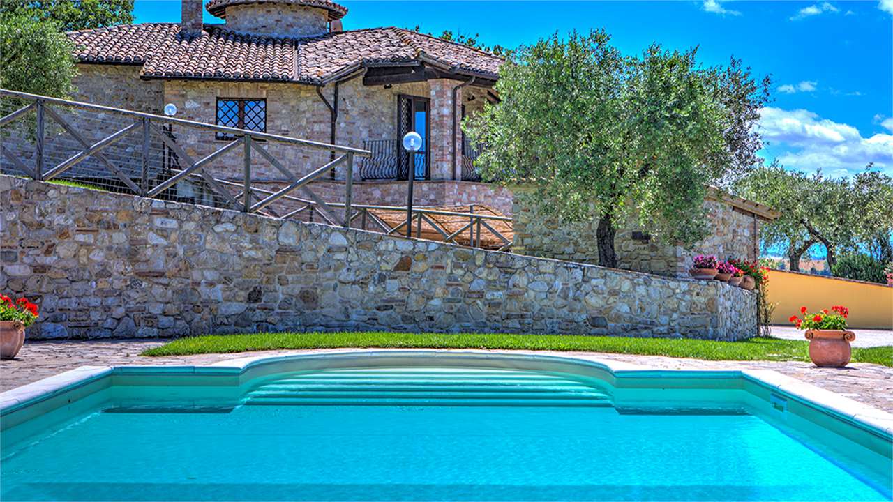 RUSTICO - CASALE VENDITA TODI