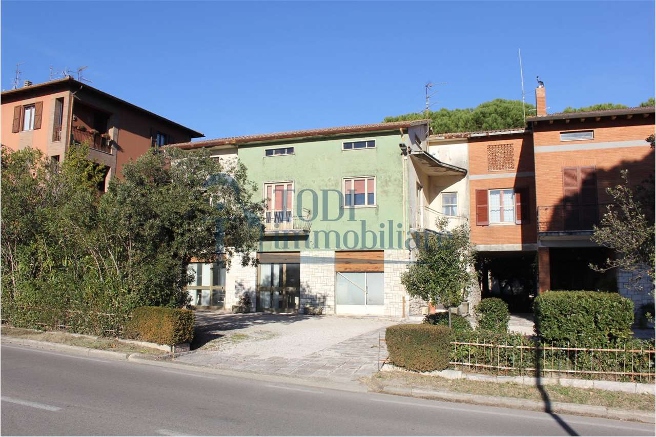 PORZIONE DI CASA VENDITA TODI