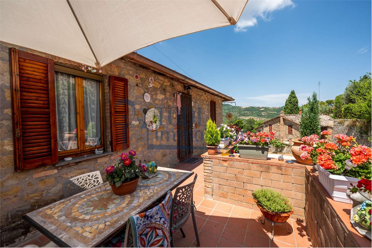 VILLA BIFAMILIARE VENDITA MARSCIANO MERCATELLO